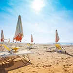 Great Flat Close To The Sea Апартаменты Бибионе
