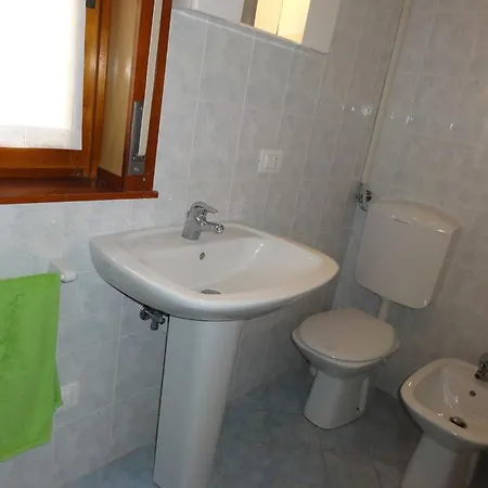 Great Flat Close To The Sea * Μπιμπιόνε